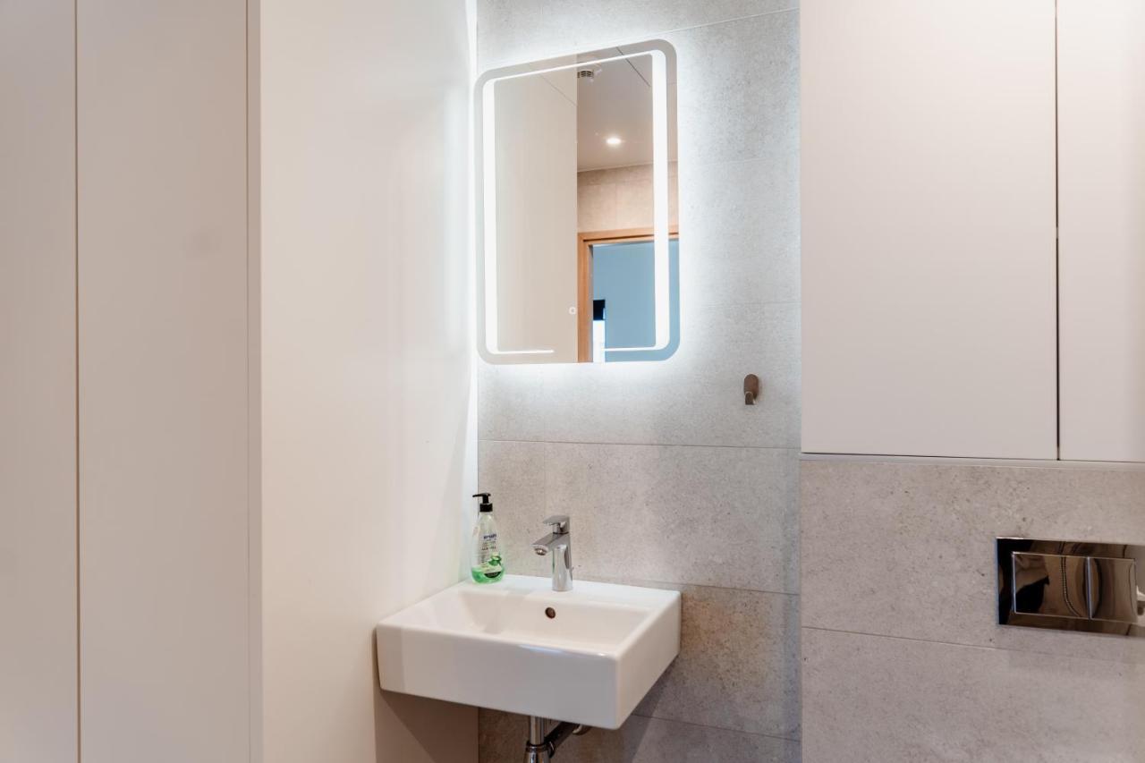 Dream Stay - Modern Apartments In City Centre Tallinn Exterior photo